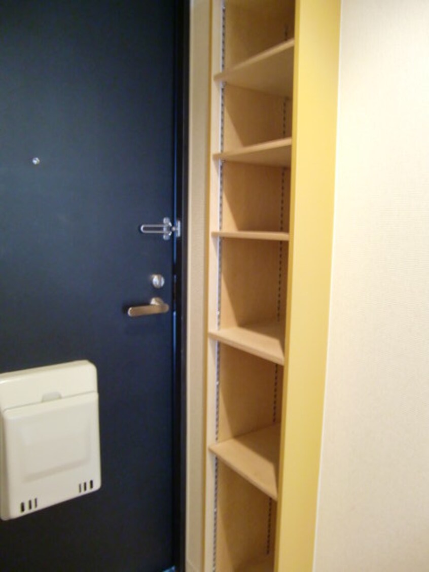 靴箱 アンシャンテ南4条