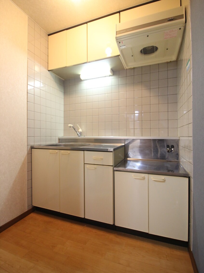 キッチン リッチタウン栄通六番館