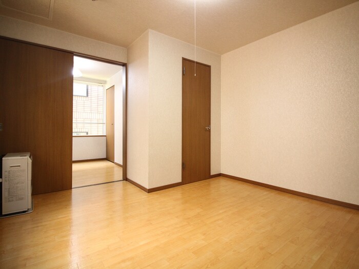 居室 リッチタウン栄通六番館