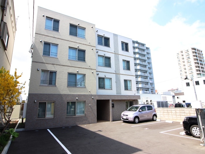 外観写真 クルタ八軒