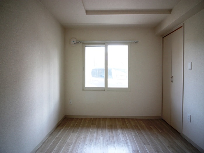 居室 クルタ八軒