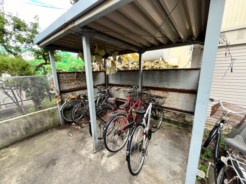 駐輪場 パ－クヒルズ東札幌