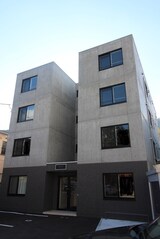 レユシール山鼻南