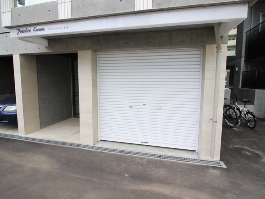 駐車場 プランドールルノン北１条