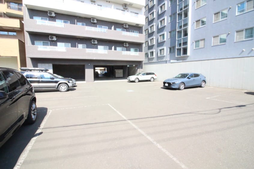 駐車場 エステラ東札幌