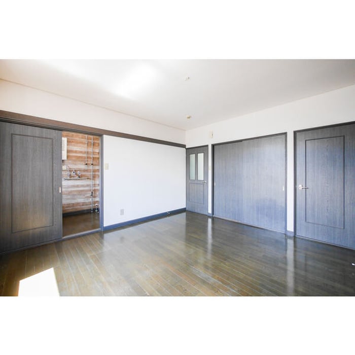 居室 ｳｴｽﾄﾀｳﾝ曙