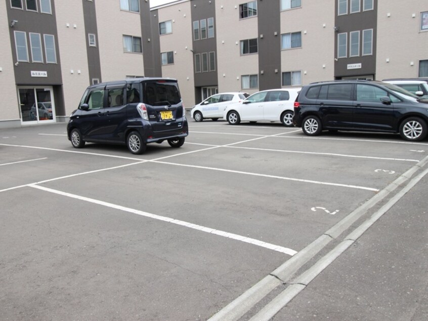 駐車場 グランメ－ル