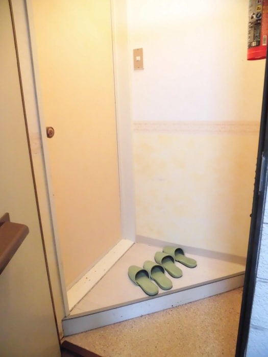 玄関 シャトル澄川４・５