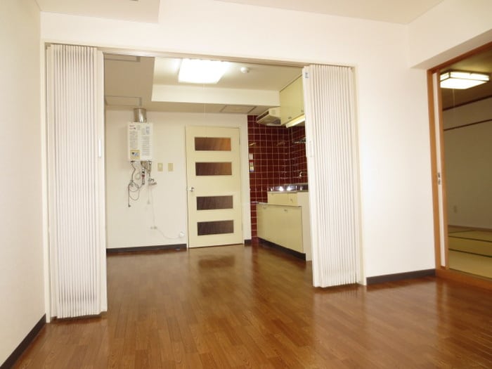 居室 エンドレス三井西岡