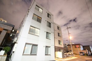 ヴレネージュ南郷