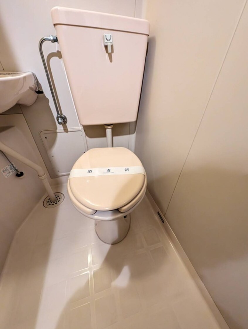 トイレ 曙リバ－サイド