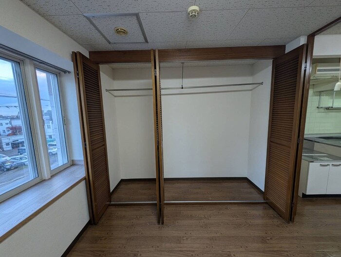 収納 曙リバ－サイド