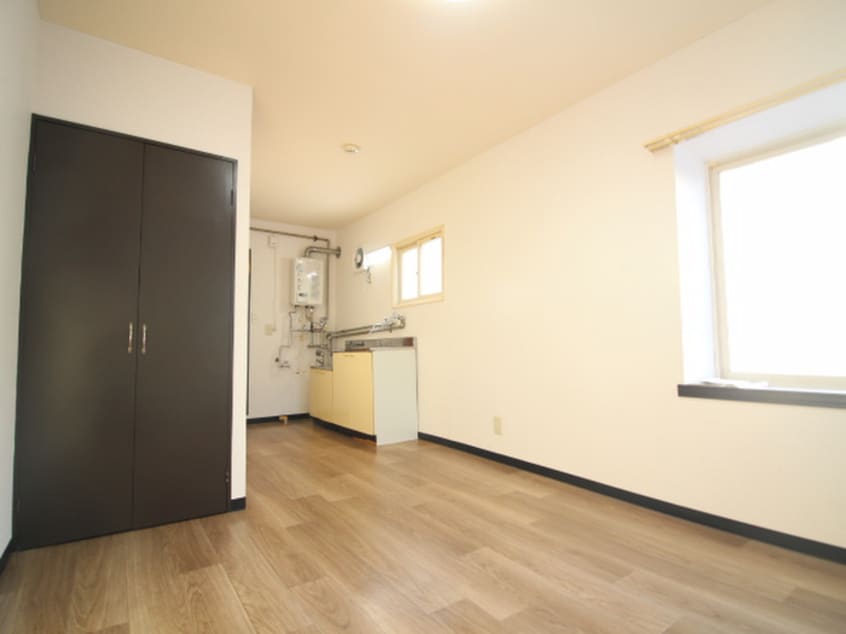 居室 パ－クサイドヴィラ