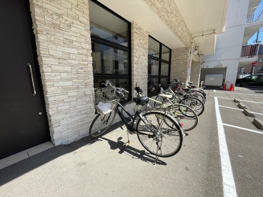 駐輪場 フォルトゥ－ナ