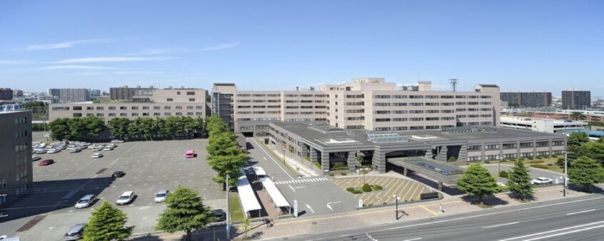 JA北海道厚生連 札幌厚生病院(病院)まで700m シルフィード東大通り