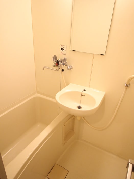 バス／シャワールーム等 レジデンス茶木