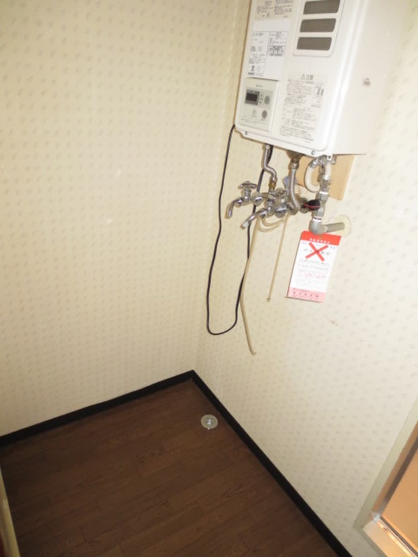 洗濯機置場 レジデンス茶木