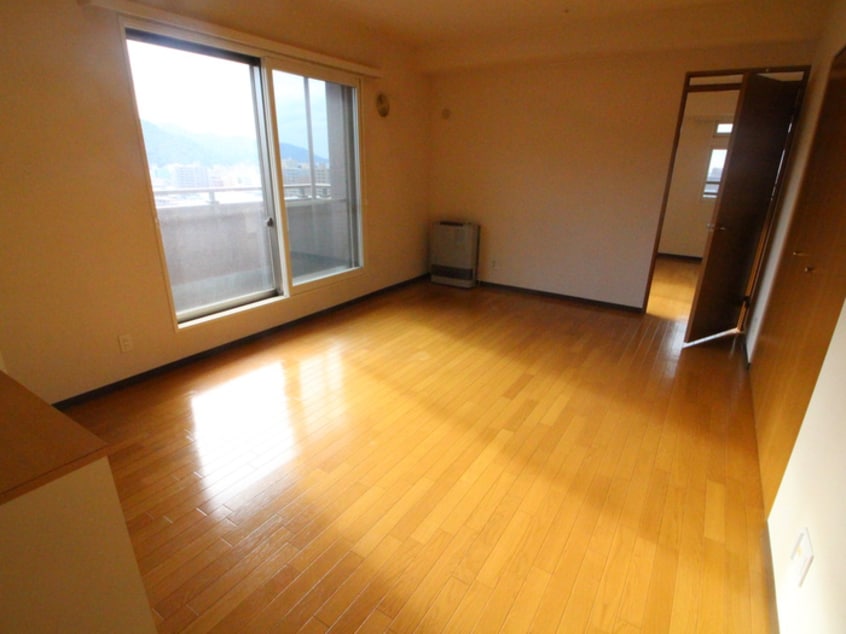 居室 三和マンション