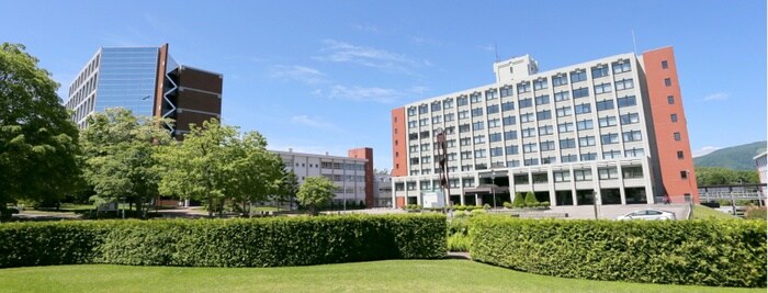 札幌大学(大学/短大/専門学校)まで1700m フロ－ラ澄川