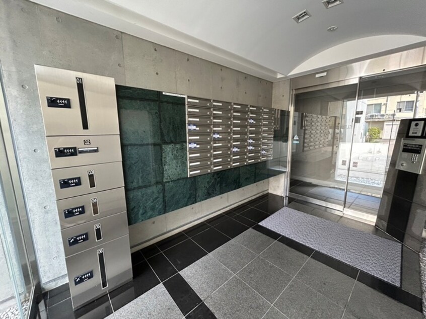 エントランス部分 ＦＬＡＴ-Ａ