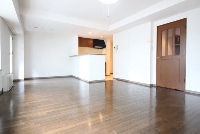 居室 アームズ宮の森(302)