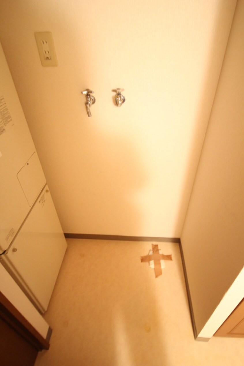 洗濯機置場 アームズ宮の森(302)