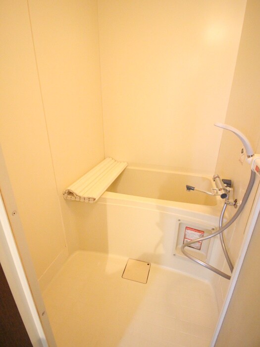 バス／シャワールーム等 アクアガ－デン