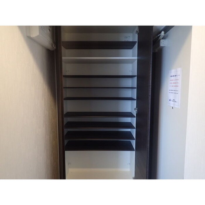 靴箱 リバーサイド札幌西