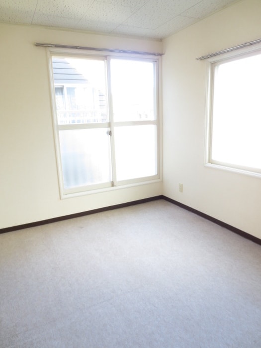 居室 ハイツ三上