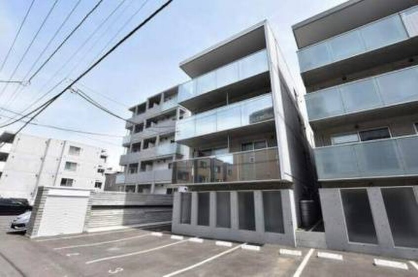 外観写真 ＧＲＡＮＤ　ＣＡＬＭＥ琴似