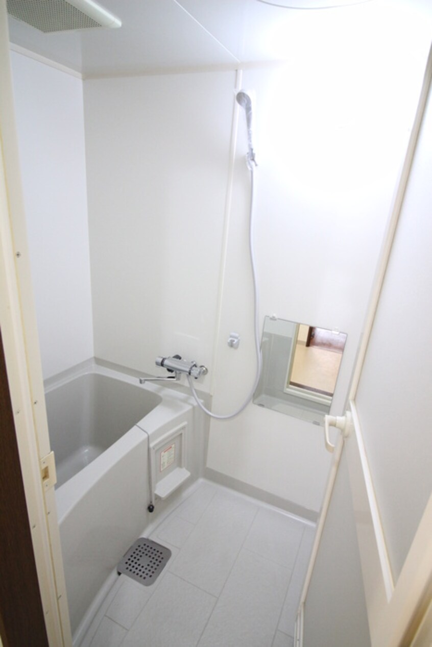 バス／シャワールーム等 羊ヶ丘マンション