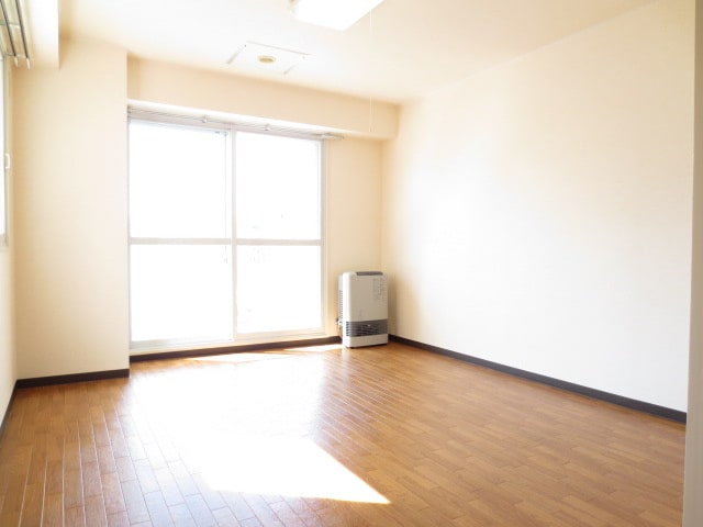 廊下 プレサント南３東２