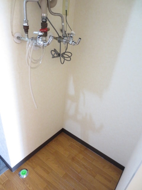 洗濯機置場 プレサント南３東２