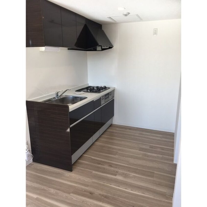 キッチン ラウレア八軒