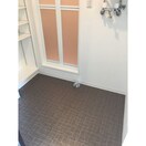 洗濯機置場 ラウレア八軒