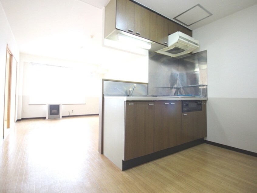 居室 エトワ－ル中の島