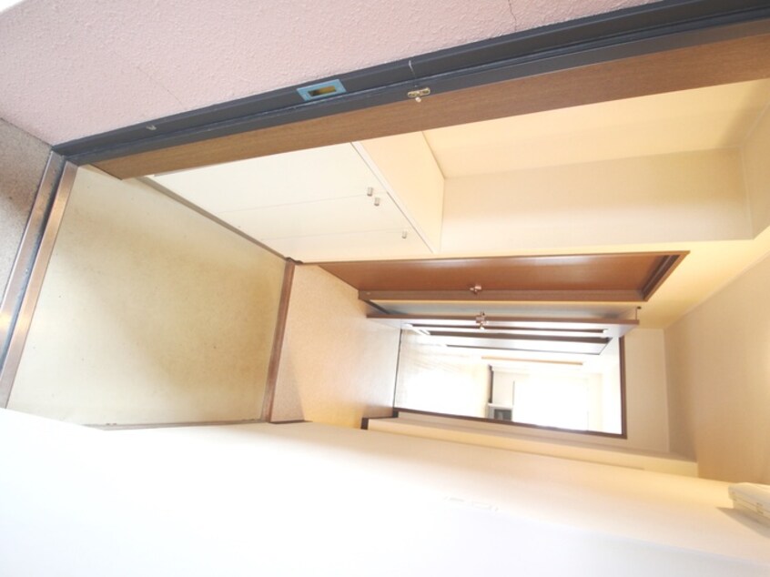 玄関 エトワ－ル中の島