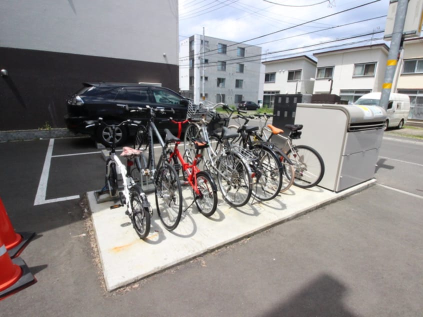 駐輪場 bon chic SUMIKAWA