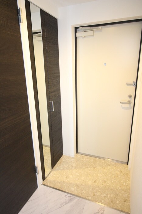 玄関 Cloud lore宮の森