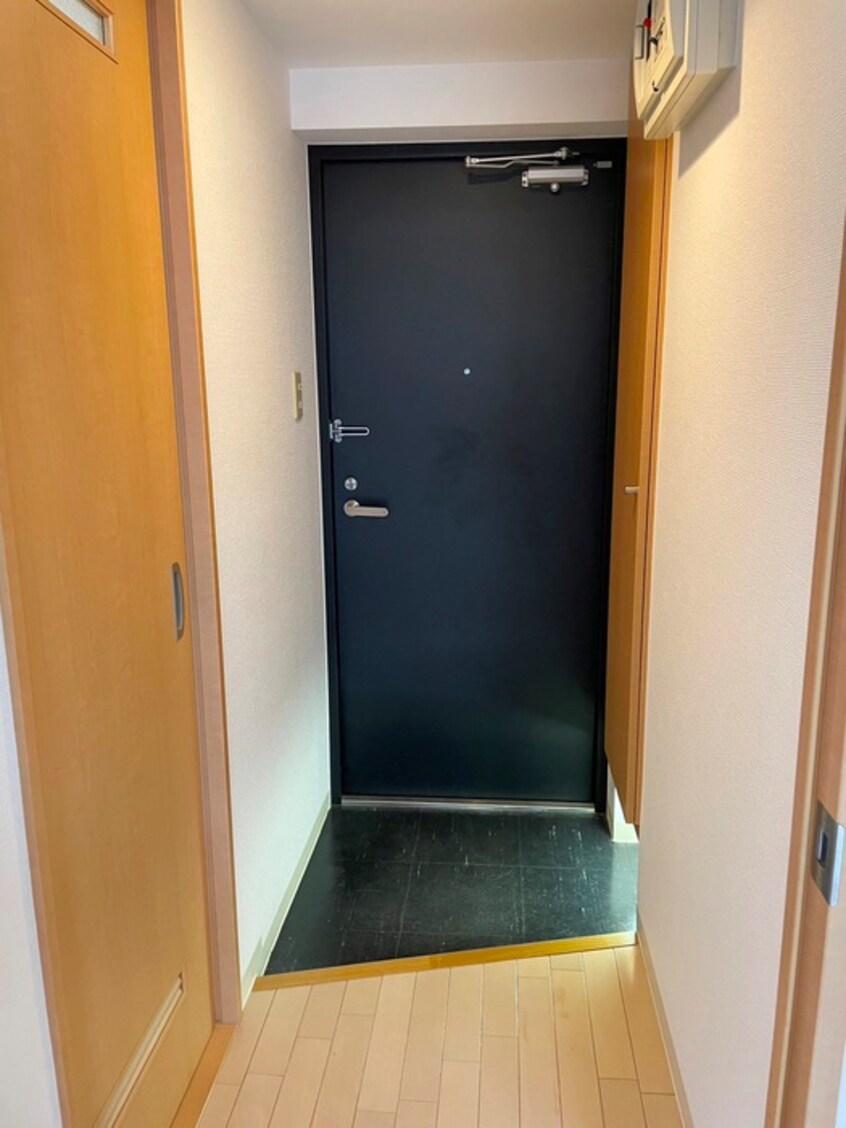 玄関 ＤＵＡＬ　Ｍ＆Ｙ　北３９条