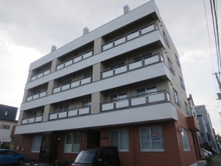 外観写真 ハイデンス銀嶺