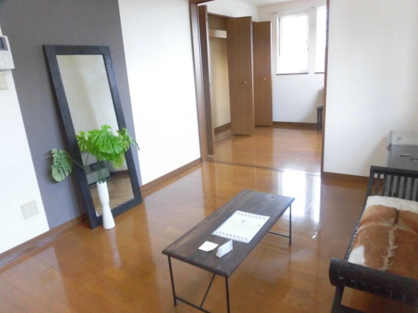 居室 ＭＩＵ.ＣＯ．ＢＬＤ.01