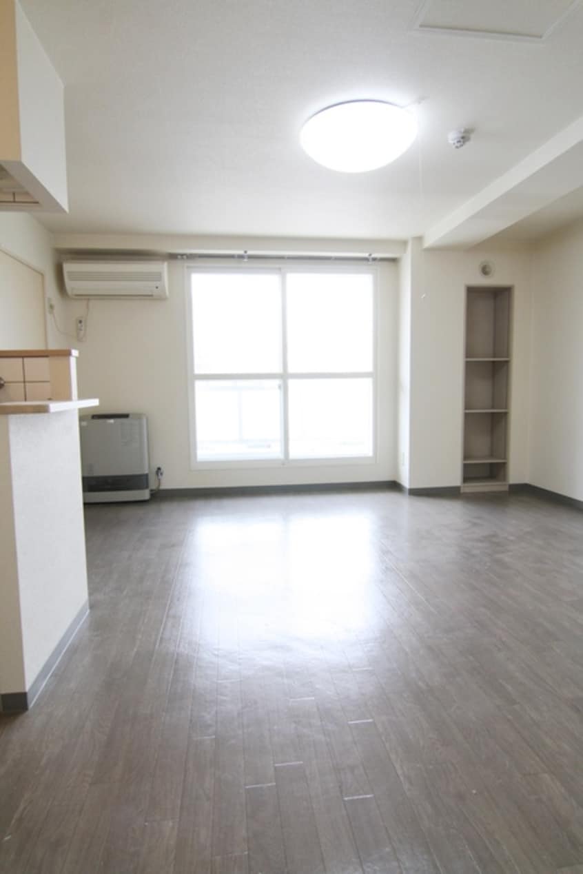 居室 エスカーダ南8条