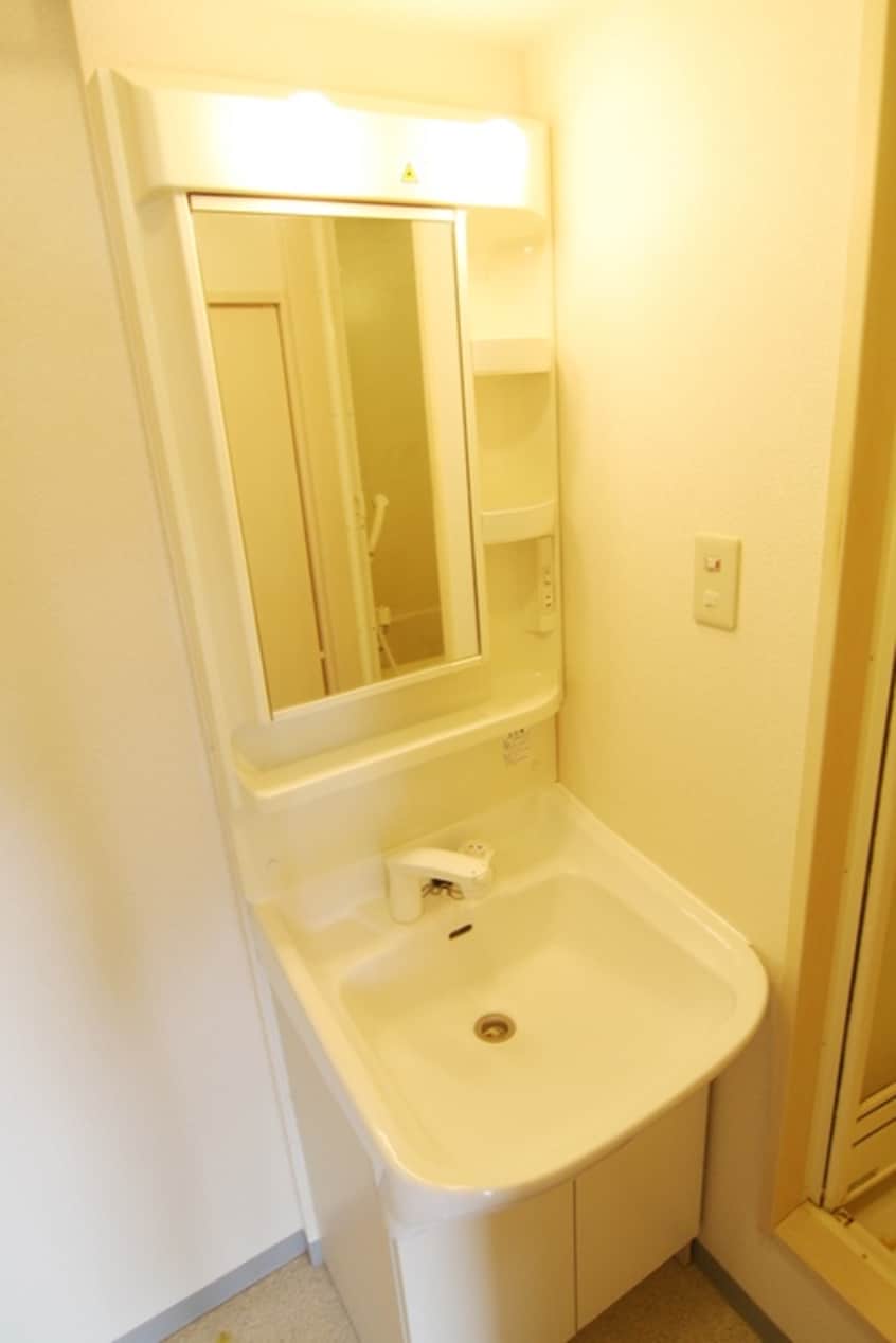 洗面 エスカーダ南8条