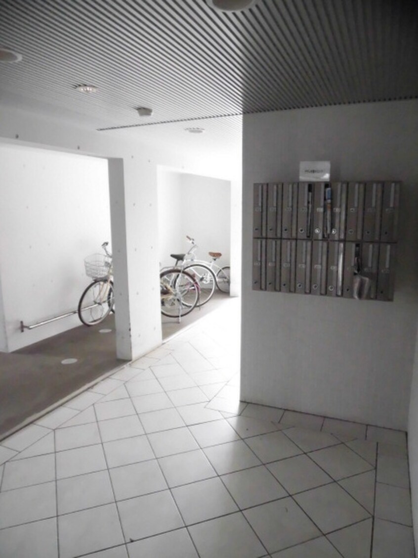 エントランス部分 ラフィナート美園