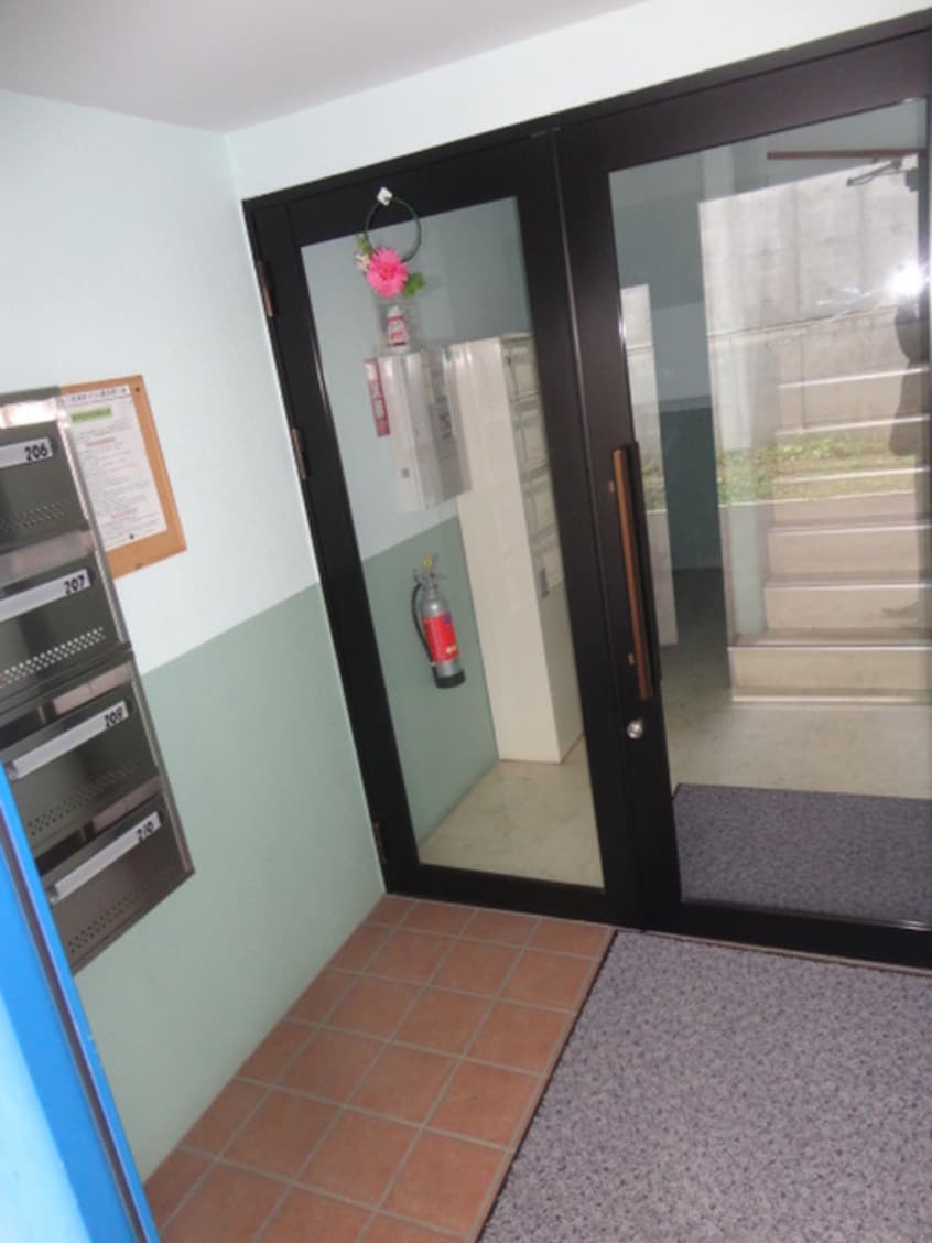 エントランス部分 アビタ琴似