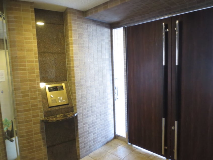 エントランス部分 ニューライフサッポロ