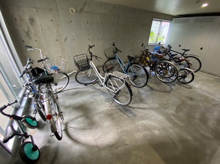 駐輪場 プランタン円山