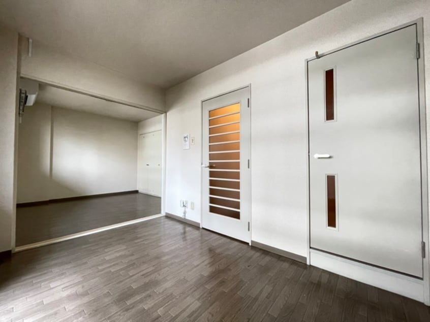 居室 ＡＲＭＳ美術館通