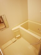 バス／シャワールーム等 シャルルドアベニュ－